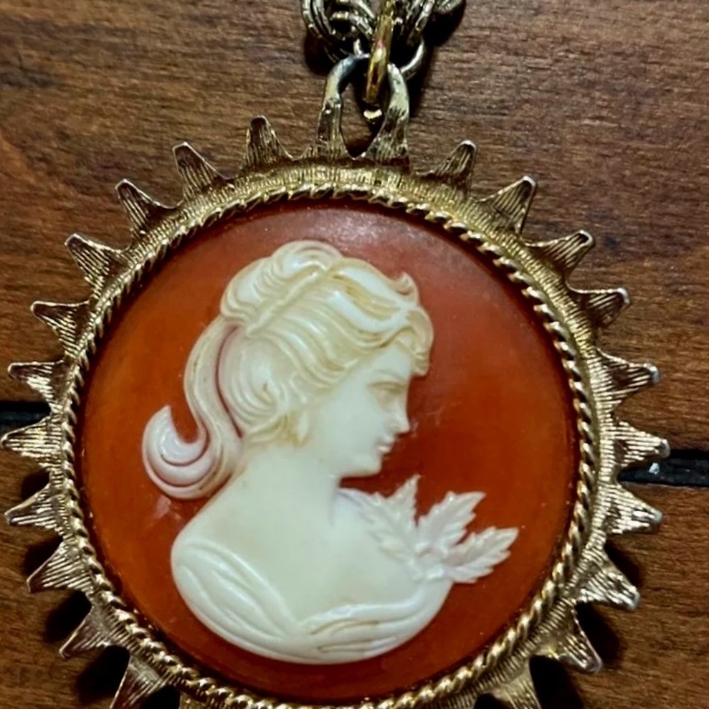 Vintage Necklace with Women